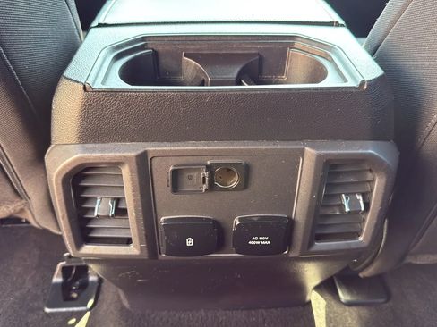 Used 2019 Ford F150 XLT w/ Equipment Group 302A Luxury AWD/4WD image 27