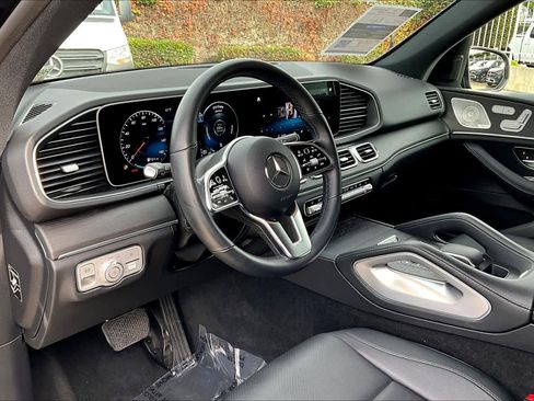 Used 2023 Mercedes-Benz GLE 350 4MATIC image 17