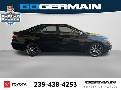 Used 2016 Toyota Camry XSE w/ Moonroof Package image 11