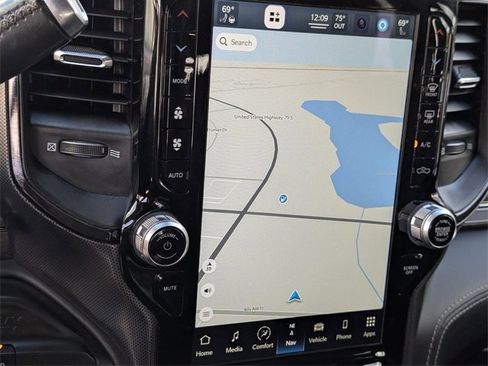 Used 2022 RAM 3500 Limited w/ Night Edition image 21