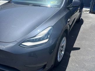 Used 2022 Tesla Model Y Long Range AWD/4WD video 1