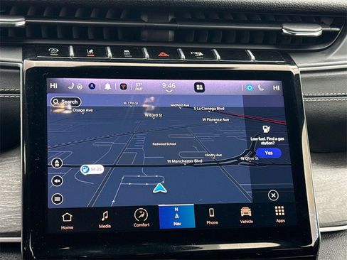 Used 2024 Jeep Grand Cherokee Limited image 16