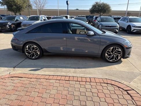 Used 2023 Hyundai Ioniq 6 Limited image 4