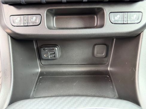 Used 2021 GMC Canyon AT4 image 26