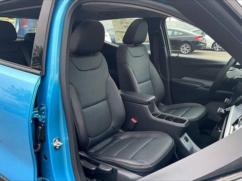 New 2027 Chevrolet Bolt RS w/ Technology Package FWD image 23