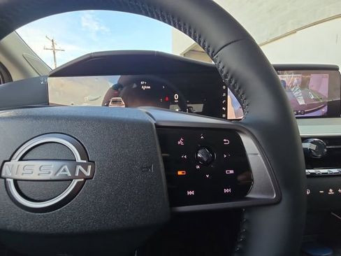 New 2026 Nissan Murano SL image 12