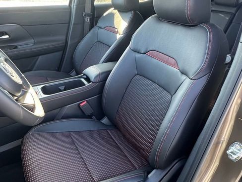 New 2026 Nissan Kicks SR w/ Cold Weather Package image 22