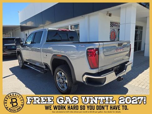 New 2026 GMC Sierra 2500 SLT w/ SLT Premium Package AWD/4WD image 5