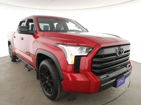 Used 2025 Toyota Tundra SR5 image 3