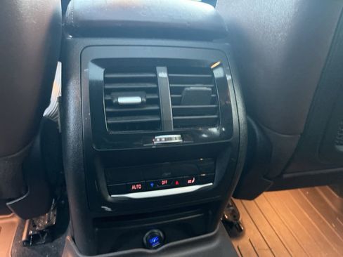 Used 2019 BMW X4 M40i w/ Premium Package image 10