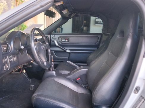 Used 2005 Toyota MR2 image 13