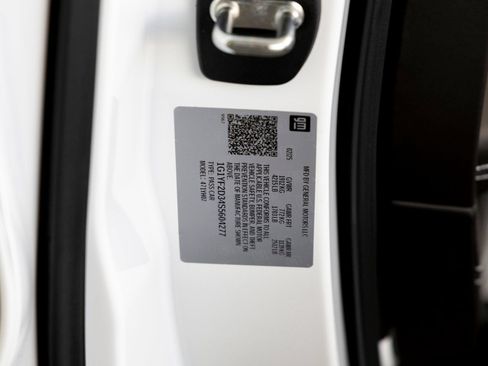 Used 2025 Chevrolet Corvette Z06 w/ Battery Protection Package RWD image 25