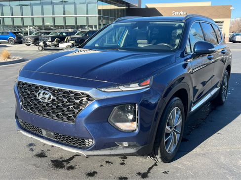 Used 2019 Hyundai Santa Fe Limited image 2