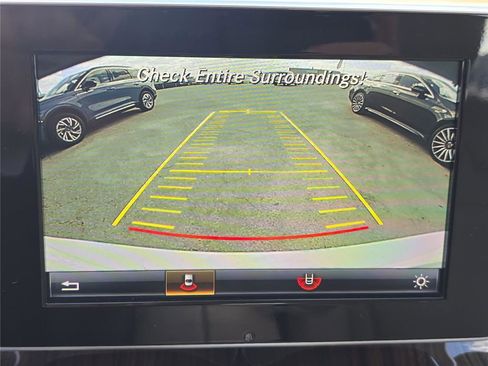 Used 2016 Mercedes-Benz C 300 Sedan image 18