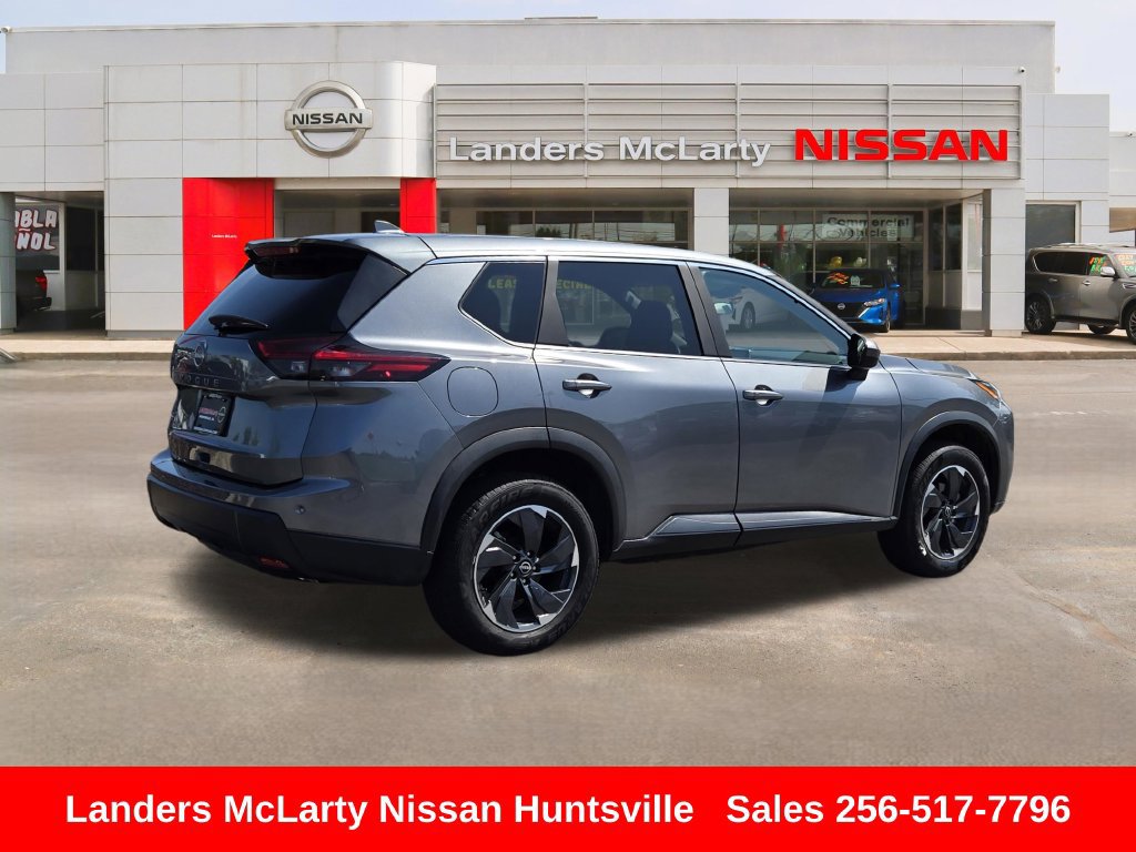 Used 2025 Nissan Rogue SV FWD image 3