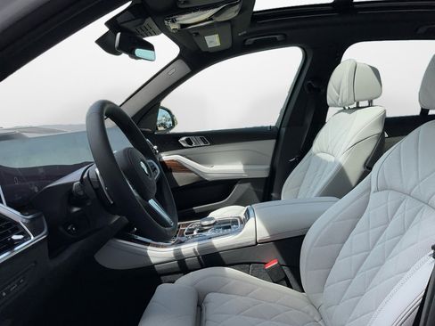 New 2026 BMW X5 xDrive40i AWD/4WD image 9