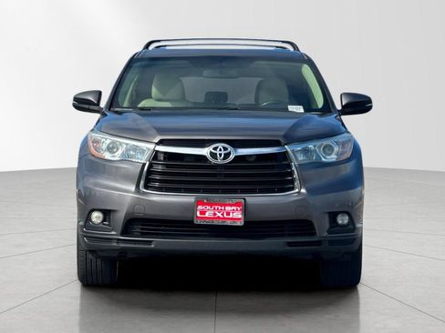 Used 2016 Toyota Highlander Plus FWD image 9