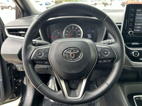 Used 2022 Toyota Corolla SE FWD image 11