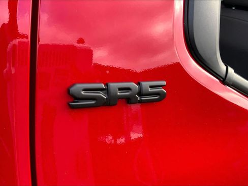 Used 2026 Toyota Tacoma SR5 AWD/4WD image 8