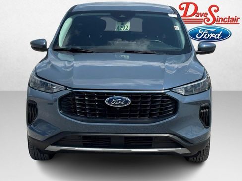 Used 2023 Ford Escape Active w/ Tech Pack #2 AWD/4WD image 2