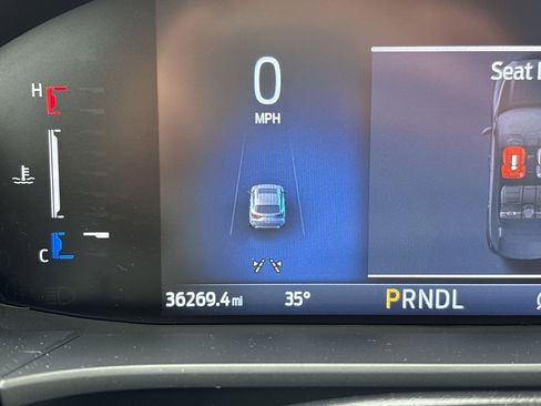 Used 2025 Ford Escape ST-Line Select image 24