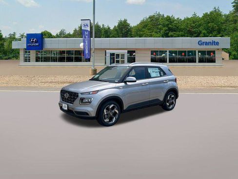 New 2026 Hyundai Venue SEL FWD image 2