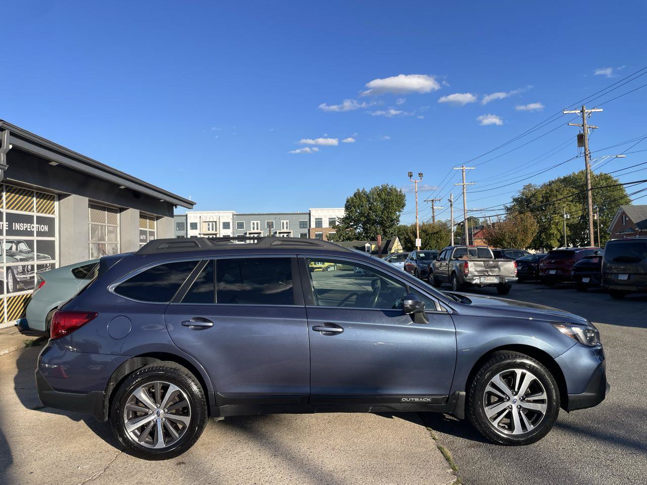Used 2018 Subaru Outback 2.5i Limited AWD/4WD image 21