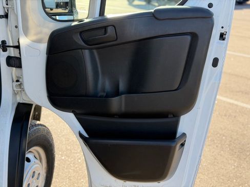 Used 2022 RAM ProMaster 2500 image 31