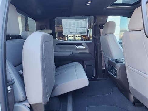 New 2026 GMC Sierra 1500 SLT w/ SLT Premium Plus Package image 45