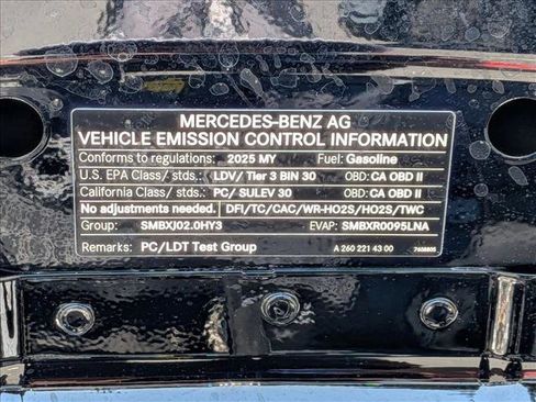 New 2025 Mercedes-Benz GLB 250 image 16