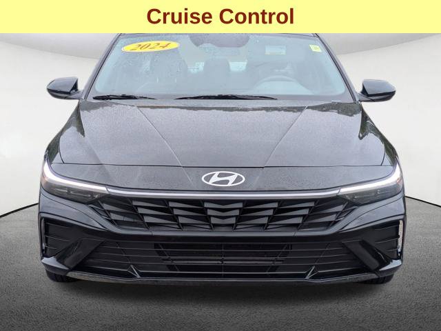 Used 2024 Hyundai Elantra SEL FWD image 11