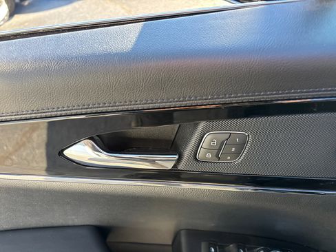 Certified 2023 Lincoln Nautilus Reserve w/ Equipment Group 201A image 12