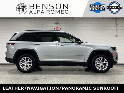 Used 2022 Jeep Grand Cherokee Limited w/ Trailer Tow Prep Group (B)