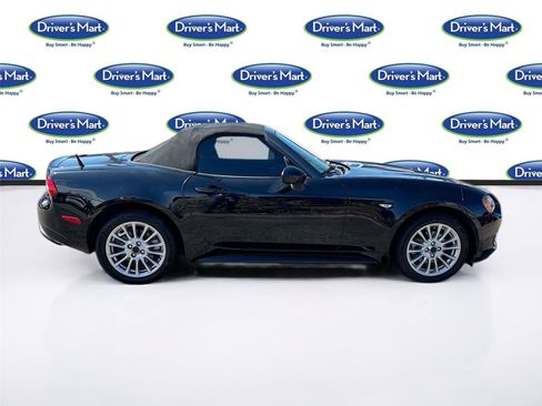 Used 2017 FIAT 124 Spider Classica RWD image 8