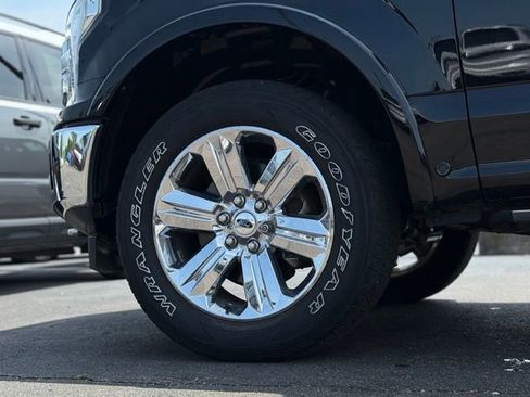 Used 2019 Ford F150 Lariat w/ Equipment Group 502A Luxury AWD/4WD image 48