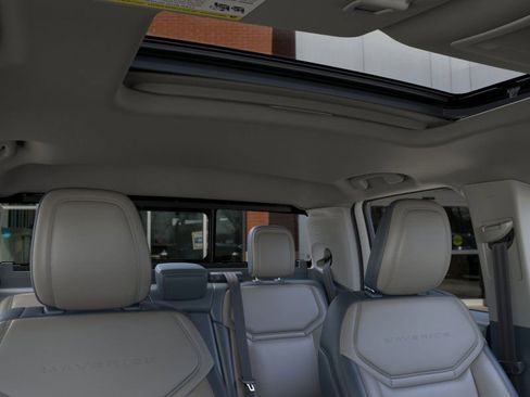 New 2025 Ford Maverick Lariat w/ 4K Tow Package image 12