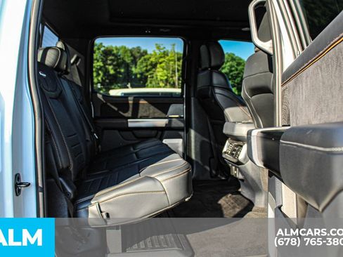 Used 2023 Ford F450 Platinum w/ FX4 Off-Road Package AWD/4WD image 17