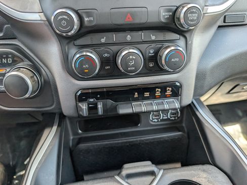 Used 2020 RAM 1500 Big Horn AWD/4WD image 25