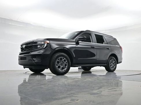 Certified 2025 Ford Expedition Active RWD image 34