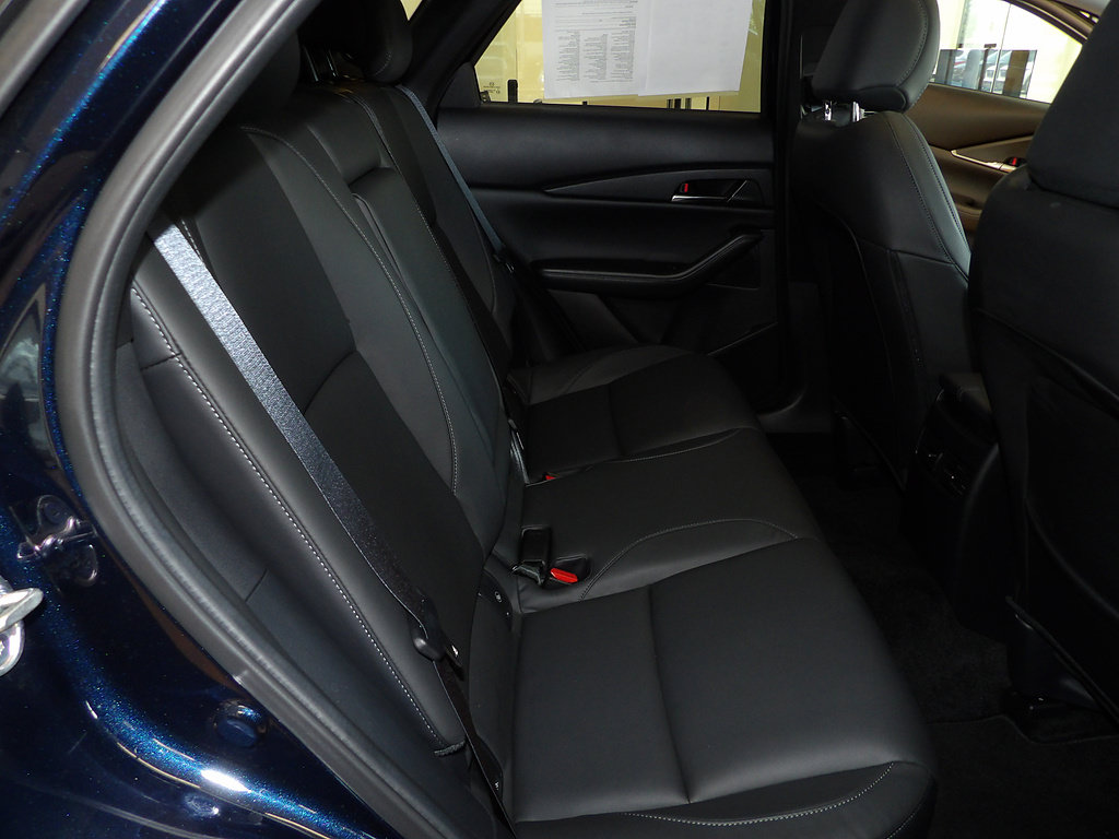 Certified 2024 MAZDA CX-30 AWD 2.5 S w/ Preferred Package image 18