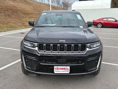 New 2026 Jeep Grand Cherokee Limited w/ Luxury Tech Group II AWD/4WD image 10