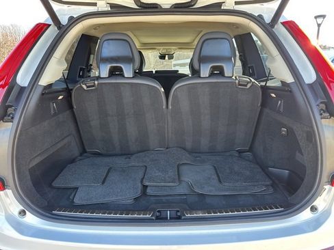 Certified 2025 Volvo XC90 B6 Plus image 35