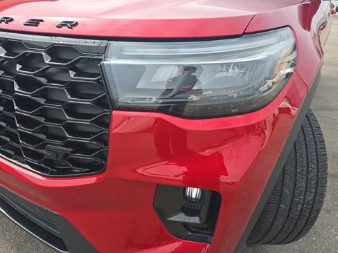 Used 2025 Ford Explorer ST w/ Sun And Sound Package image 34