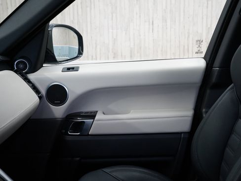 Used 2014 Land Rover Range Rover Sport Autobiography image 33