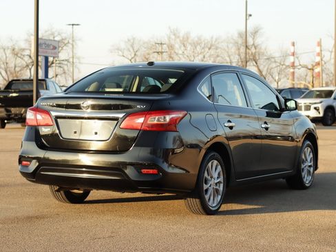 Used 2019 Nissan Sentra SV image 7