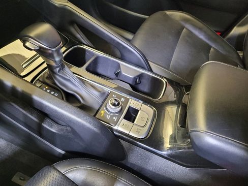 Used 2022 Kia Telluride S AWD/4WD image 26