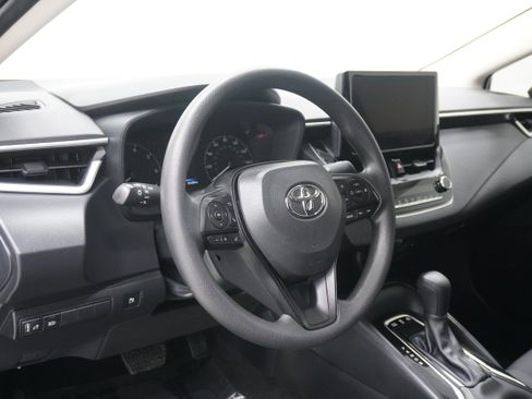 Used 2024 Toyota Corolla LE FWD image 10