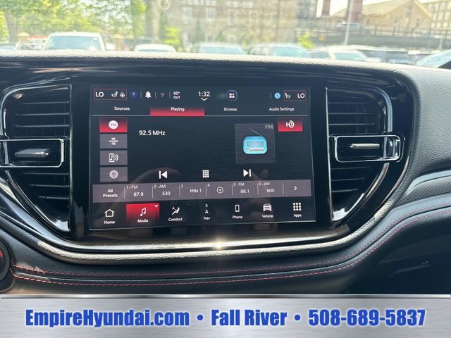 Used 2025 Dodge Durango GT AWD/4WD image 22