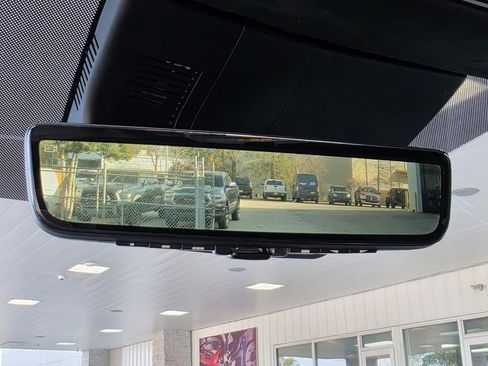 Used 2024 Hyundai Palisade Calligraphy image 18