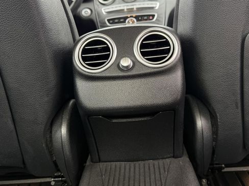 Used 2020 Mercedes-Benz C 300 4MATIC Sedan image 37